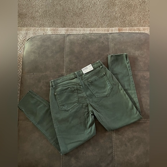 Kensie Women's High Rise Olive Jeans - Picture 3 of 5